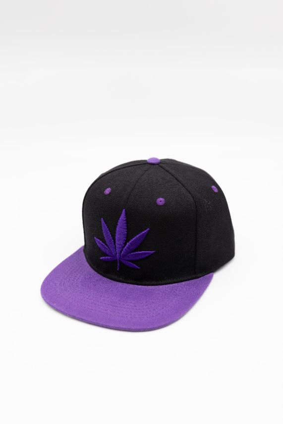 Snapback Cannabis Logo